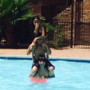 Meet your Posher, Star